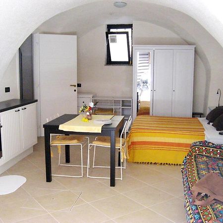 Nino Bixio Apartment Riva Ligure Exterior photo